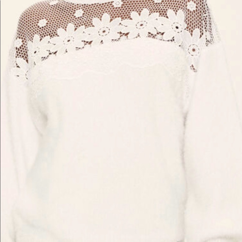 Forever 21 Fuzzy Flower Sweater - Picture 1 of 5